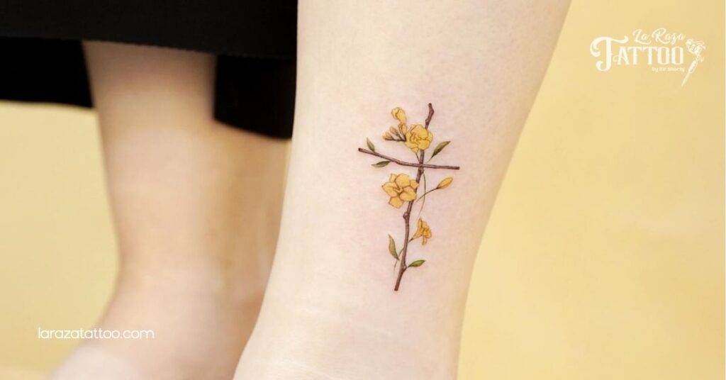 Meaningful Cross Tattoo Ideas: Designs That Reflect Your Faith and Personal Journey 10 Personalized Cross Tattoo Ideas