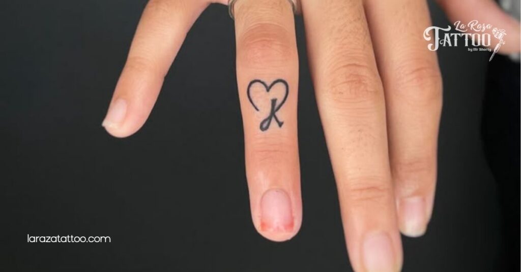 Why a Heart Tattoo on Your Finger is the Perfect Expression of Love and Individuality 3 Simple Heart Tattoo on Finger